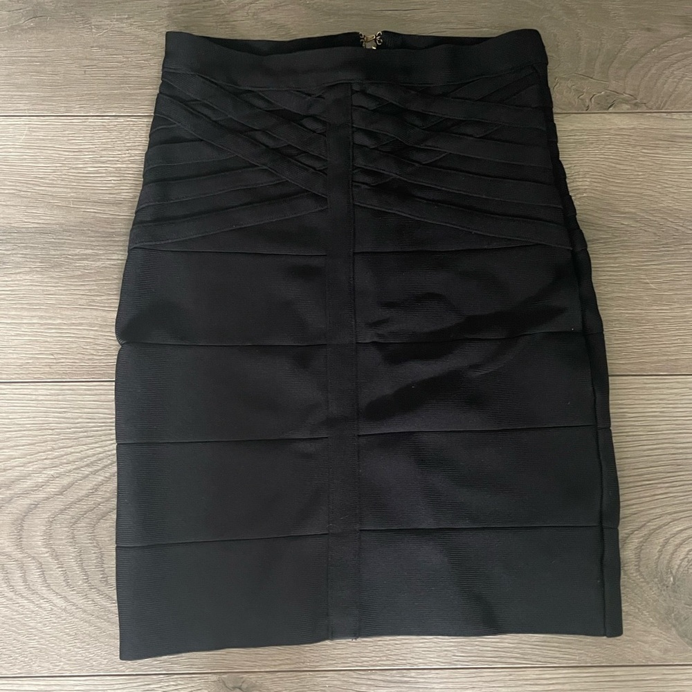 Bebe Black Bodycon Mini Skirt Small‎